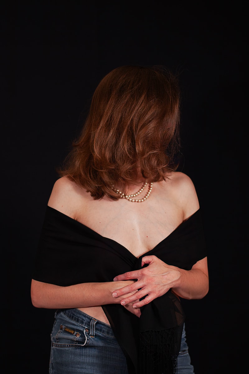 Photo de charme réalisée en studio par Ludovic Leclercq, photographe à Chantilly dans l'OIse.